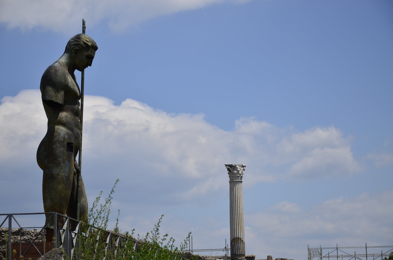 archaeology, campania, naples, ruins, no people, antiquity, cloud - sky, colonnade, sculpture, low angle view, pompeii, temple, architectural column, 4K