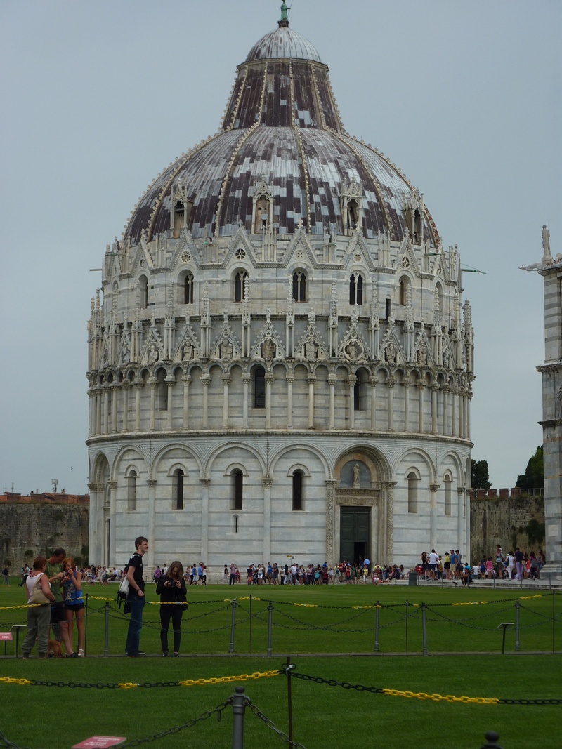 baptistery, real people, dome, arch, place of worship, large group of people, lifestyles, leisure activity, travel destinations, 2K, architecture, group of people