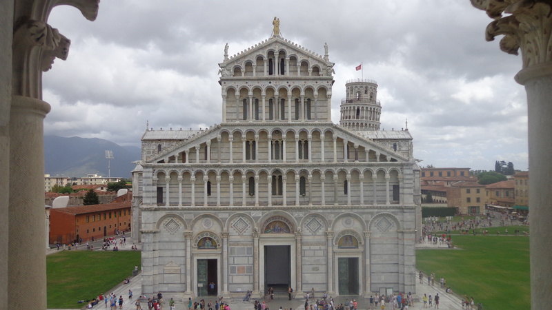 day, middle ages, pisa, color, tourism, nature, mansion, outdoors, facade, blue sky, piazza dei miracoli, building exterior, luxury, torre, city, monument