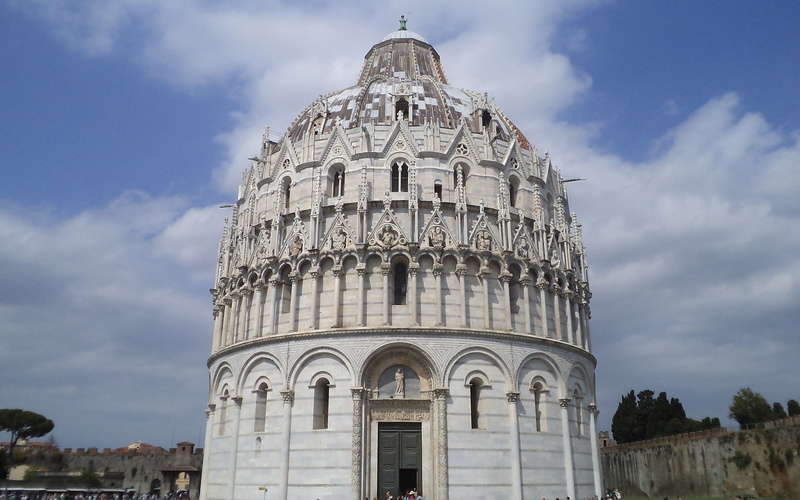 sky, built structure, dome, travel destinations, nature, building exterior, building, cloud - sky, city, Cement, spirituality, Piazza dei miracoli, architecture