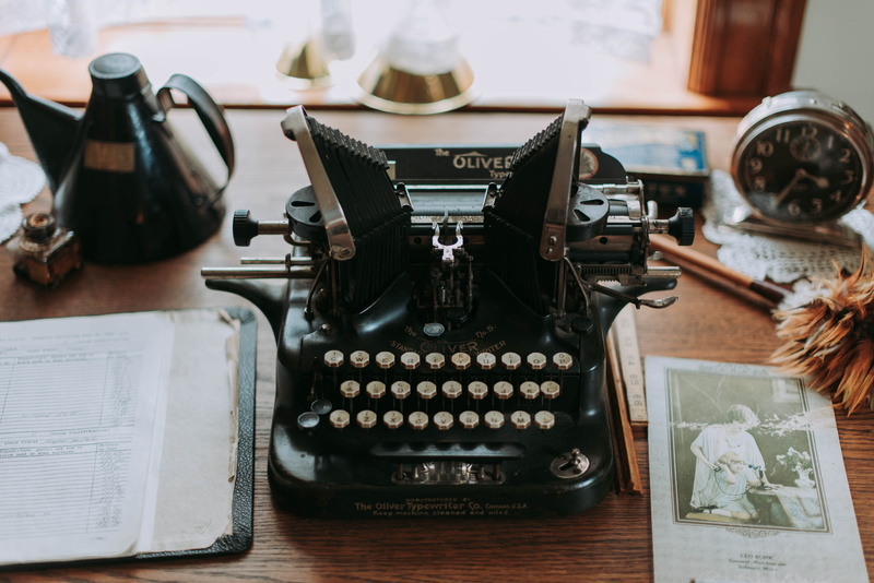 document, typescript, lakesuperior, table, close-up, desk, page, nostalgia, retro Styled, office, musuem, wood - Material, journalist, literature, 5K