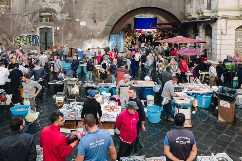 architecture, crowd, building exterior, fresh, market, real people, adult, catania fish market, group of people, italy, day, spirituality, women, catania
