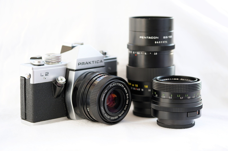 photo accessories, photograph, lens, photographic equipment, cut out, digital camera, silver colored, 5K, vintage, indoors, no people, text, camera, group of objects