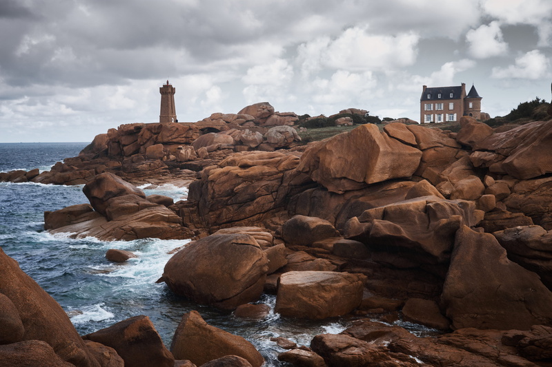 outdoors, built structure, cloud - sky, day, water, beauty in nature, house, boulders, sky, surrounded, cliff, daytime, rock - object, blue, france, sea lion