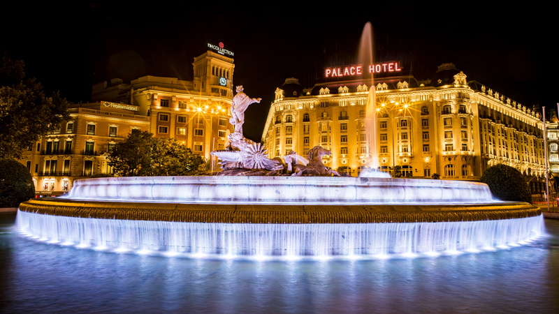 no people, neptune fountain, reflection, travel destinations, illuminated, building, sculpture, madrid, statue, building exterior, nature, built structure