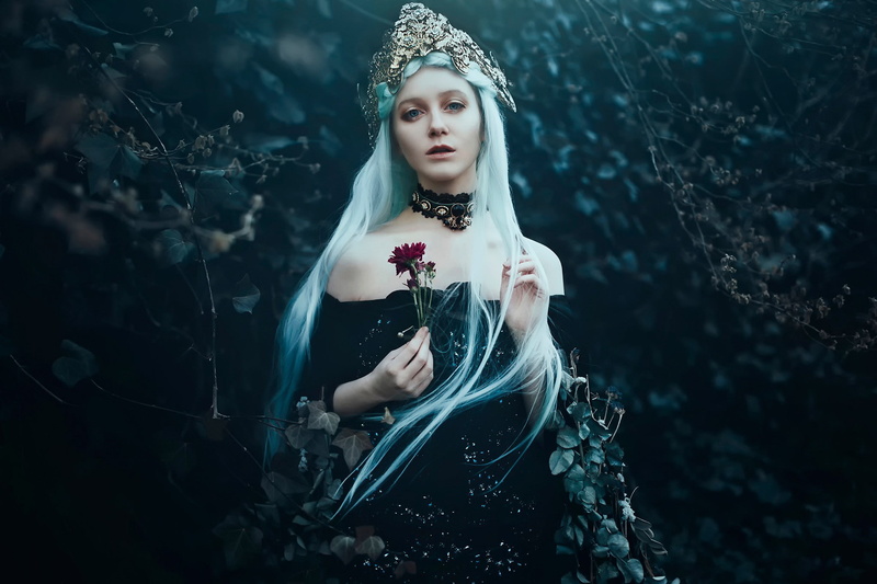 fashion, looking at camera, contemplation, land, looking, hair, Bella Kotak (Photographer), plant, young women, portrait, real people, nature, women, one person