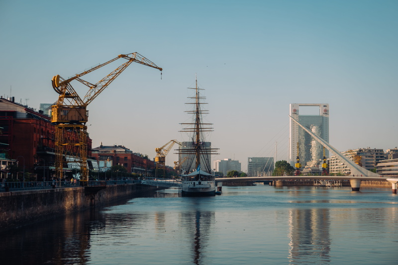 city, machinery, 5K, built structure, river, sky, nature, transportation, architecture, lake, building exterior, industry, no people, travel, construction industry