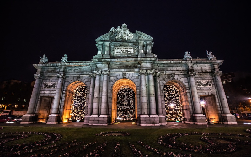 1080P, puerta de alcal