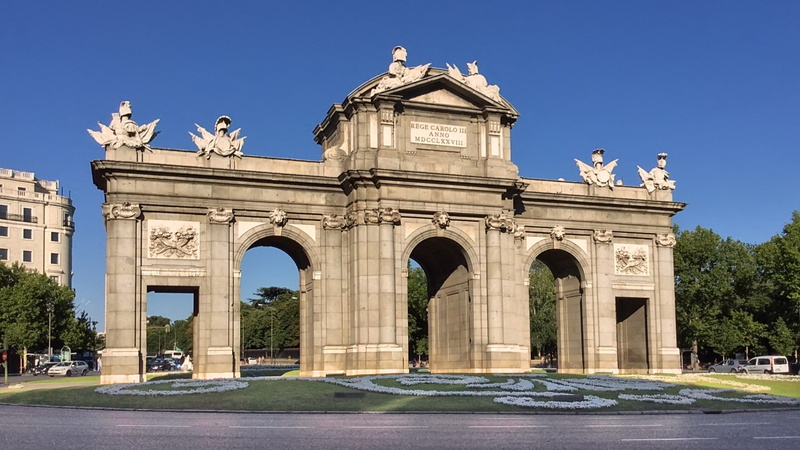 memorial, clear sky, no people, building exterior, history, neo-classical, the past, plant, sculpture, nature, architectural column, monument, travel destinations
