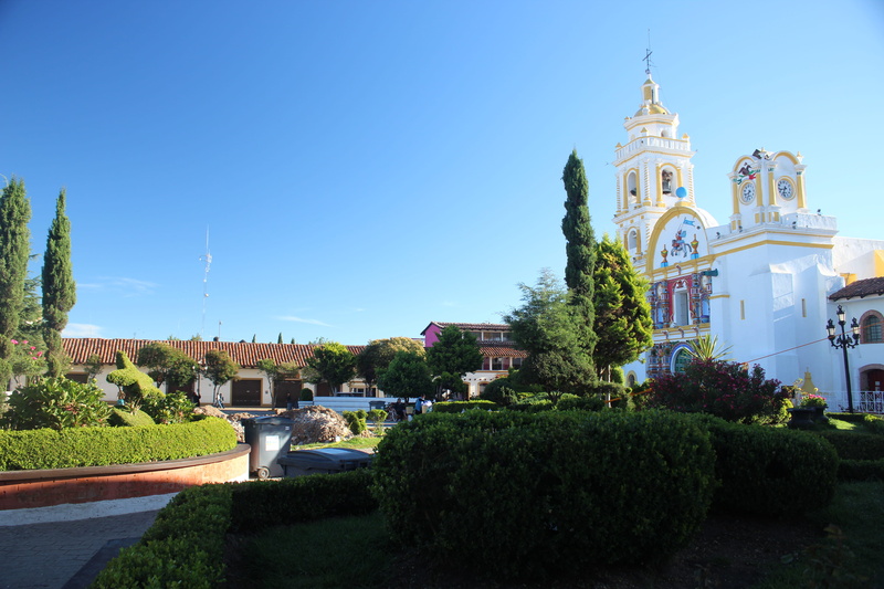 copy space, sky, belief, built structure, mexico, no people, water, tree, clear sky, day, chignahuapan, architecture, 5K, nature, center, religion, place of worship