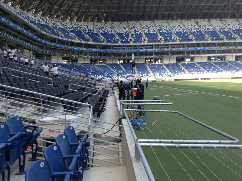 2K, outdoors, men, lifestyles, built structure, nature, group of people, travel, stadium, bbva, mty, monterrey, vacuum, bancomer, large group of people