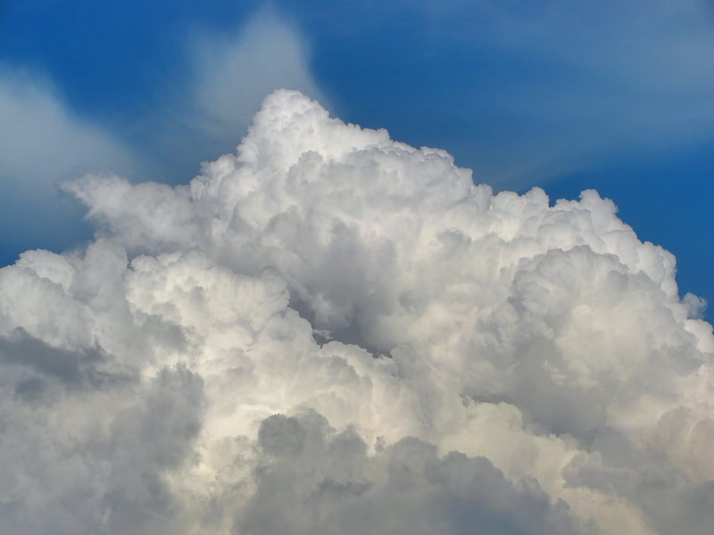 cumulus, nature, backgrounds, dramatic, white color, sky, outdoors, idyllic, fluffy, no people, cloud - sky, softness, wind, above, bright, cloudscape