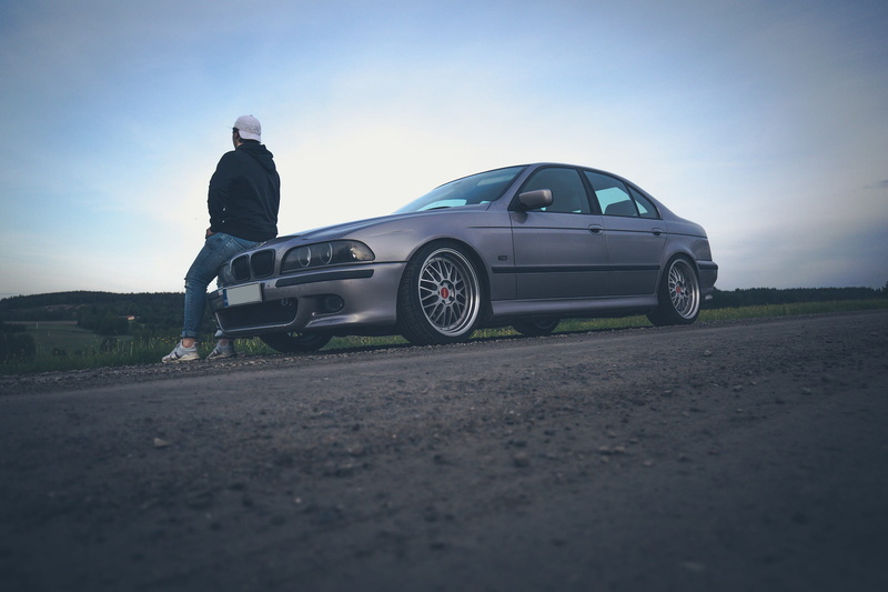 travel, sportcar, boy, standing, 1080P, finland, design, adult, surface level, day, evening, motor vehicle, bmw5, full length, mode of transportation