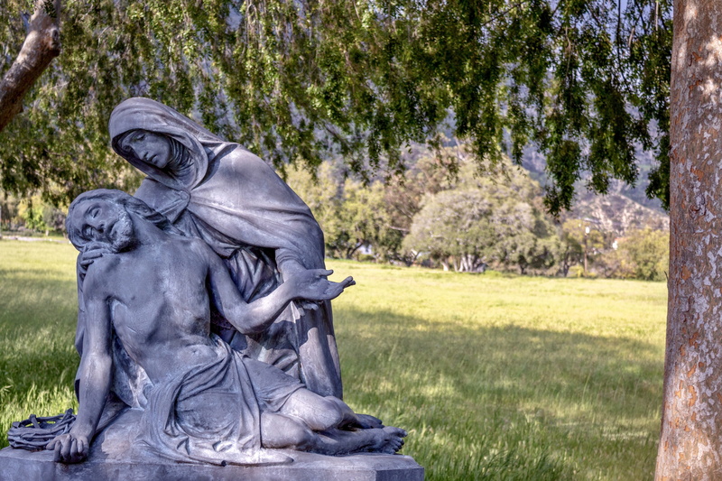 jesus, no people, forgiveness, day, faith, land, protestant, love, field, son, male likeness, catholic, death, tree, sacrifice, christianity, statue, symbol