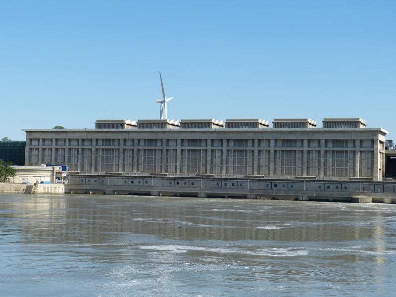 blue, power generation, 4K, day, alternative energy, passenger craft, electricity production, sea, waterfront, travel, environmental conservation, renewable energy