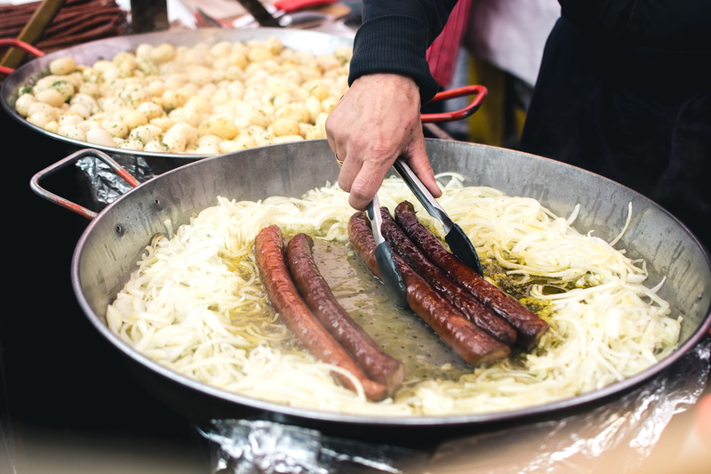 ready-to-eat, sausages, 5K, one person, table, healthy eating, hand, holding, plate, chef, thailand, asia, meat, Cooking, focus on foreground, people