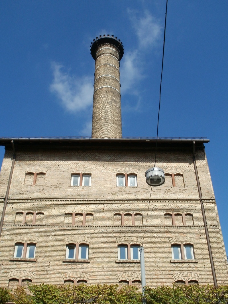 plant, blue, smoke stack, outdoors, front, architecture, historic, fumes, schwetzingen, industrial, exterior, tall - high, facility, facade, the past, 2K