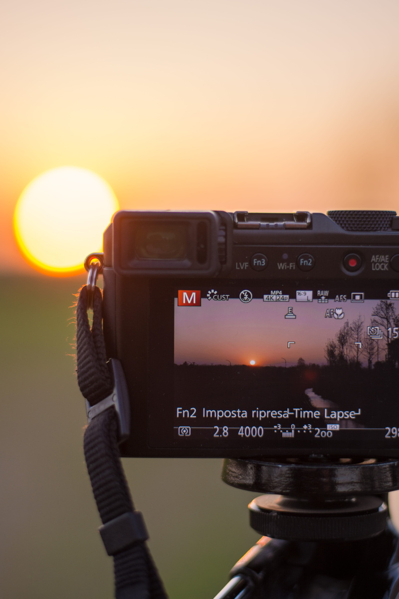 lumix, via molino prepositurale, beauty in nature, bokeh, rho, photographing, nature, italy, close-up, slr camera, activity, technology, sun, sunset, time lapse