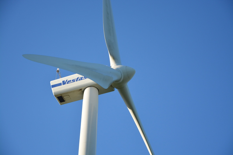 wind, site wind turbines, copy space, wind energy, sustainable development, power in nature, cabin, energy, 5K, new energies, no people, low angle view