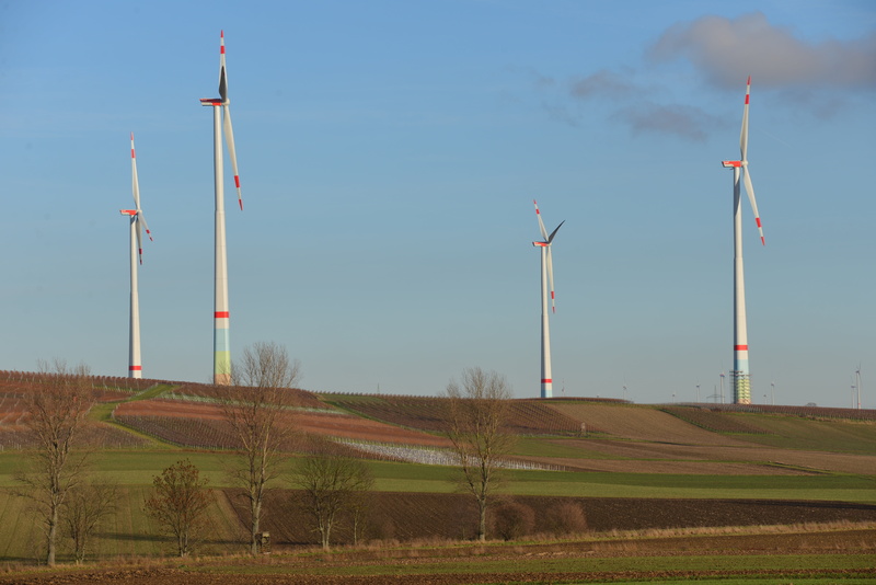 renewable energy, turbine, land, eco energy, beauty in nature, current, wind turbine, winkrafftanlage, grass, day, plant, fuel and power generation, alternative energy
