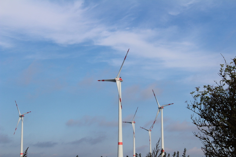 wind, outdoors, technology, environment, sustainable resources, pinwheel, turbine, low angle view, fuel and power generation, nature, windräder, alternative energy