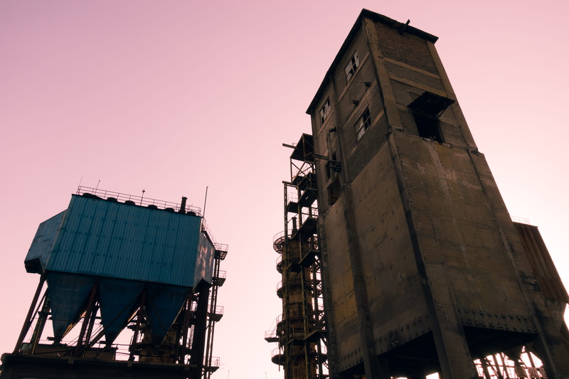 business, concrete, built structure, flare, architecture, water tower, construction crane, city, light, scaffolding, building, brewery, billboard, power plant