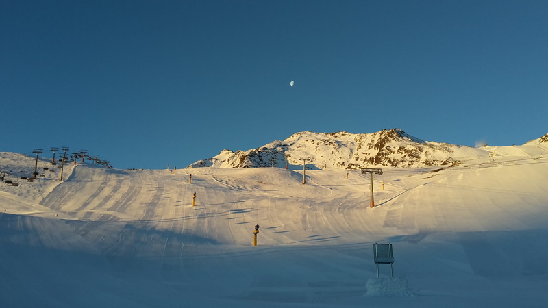 ski slope, sölden, Ski Area, moon, scenics - nature, mountain range, alpine, full moon, snowcapped mountain, outdoors, mountain, land, wintry, mountain peak