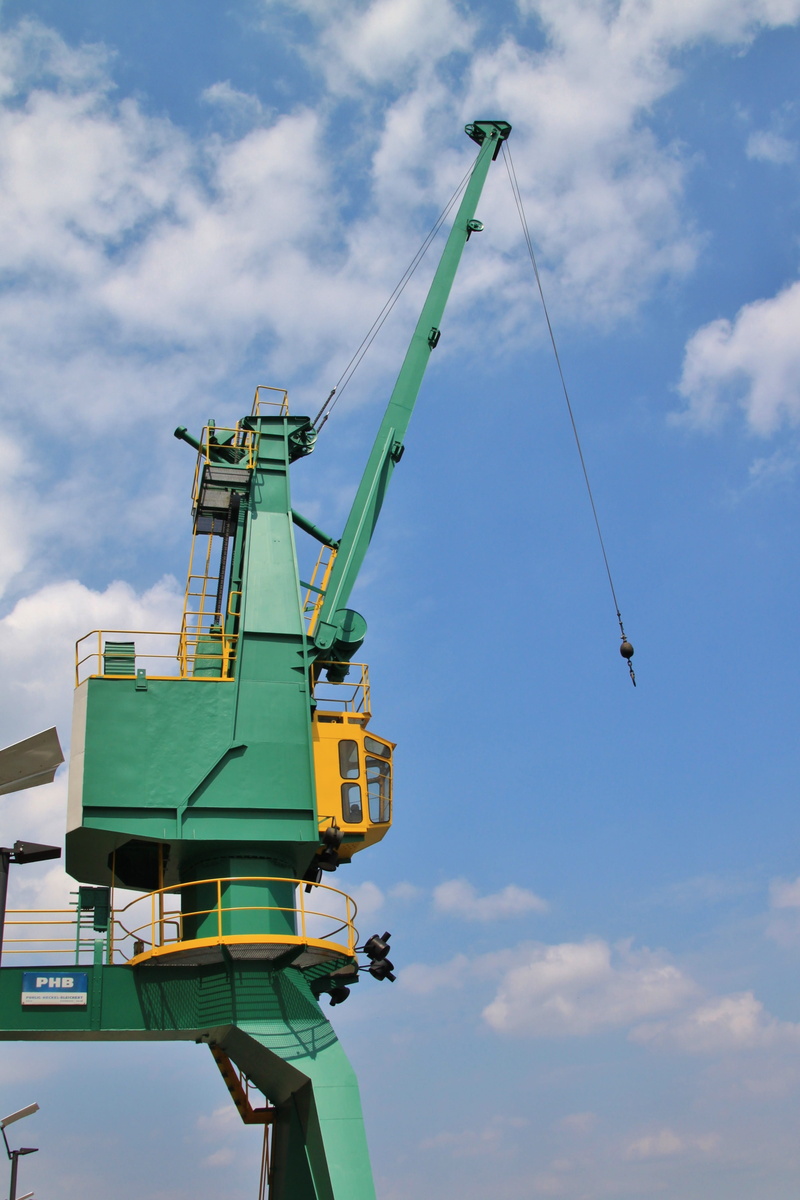 sky, Load, construction vehicle, baukran, ship crane, construction machinery, crane - construction machinery, industry, site, construction site, industrial crane