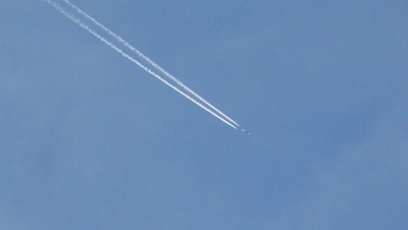 aerospace industry, blue, air vehicle, outdoors, sky, water, Vapour Trail, aircraft, fly, holiday, Aeroplane, beauty in nature, vacation, plane, turbine