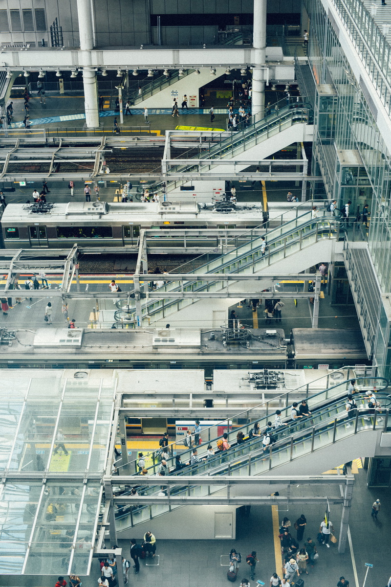 5K, factory, transportation, jr, pool, incidental people, scaffolding, public transportation, industry, water, people, landscape, walking, train, view