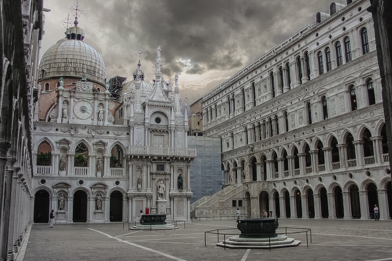 belief, dome, italy, government, arches, sky, doge, travel, italian, church, gray, architecture, cloud - sky, arch, palace, concrete, spirituality, venetian