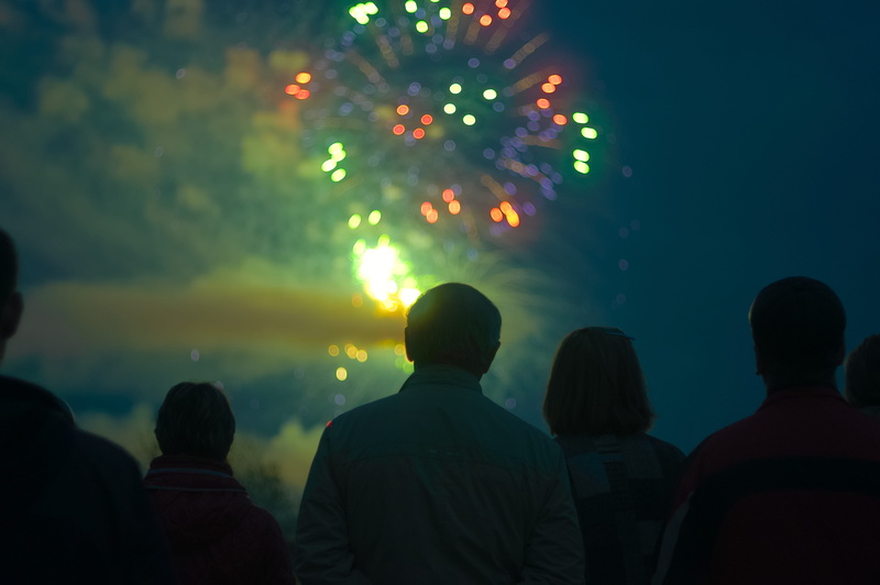 night, rear view, celebration, togetherness, photo, person, looking at view, men, beautiful, leisure activity, adult, photography, color, group of people