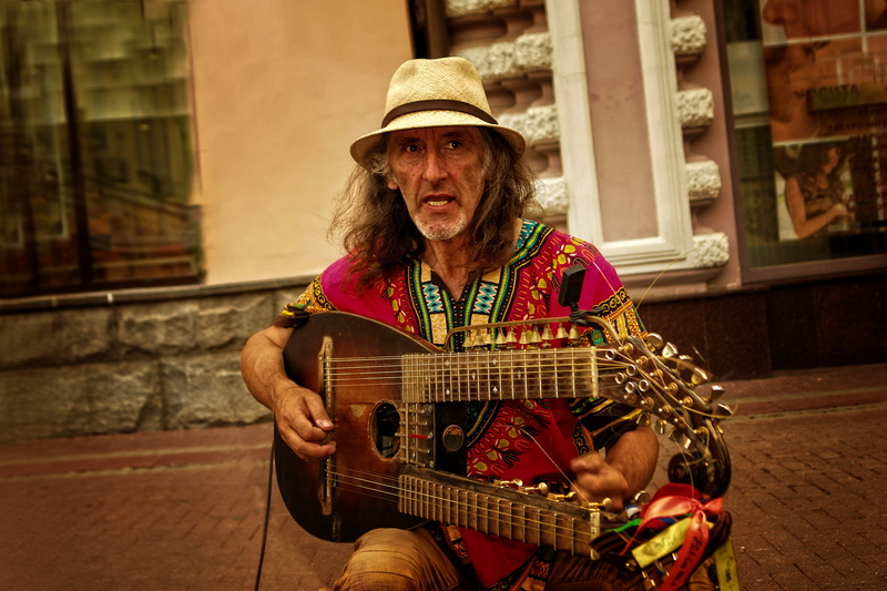 Kide Fotoart, musician, Sergei Sadov, hat, guitar, Arbat, Moscow, emotions, 4K