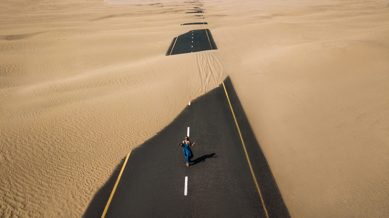 leisure activity, eye, photography, middle, action, adult, land, sign, man, bird, communication, desert, one person, nature, adults, full length, men, motion