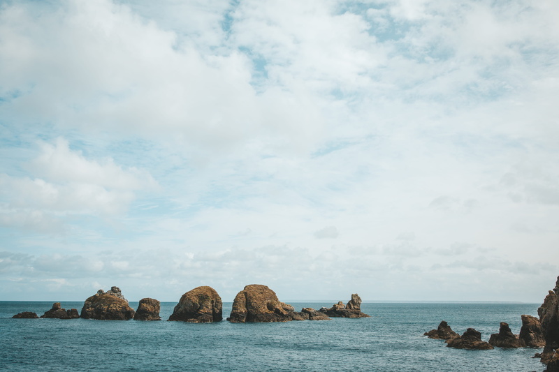 beauty in nature, tranquil scene, cloud - sky, sea, sky, nature, horizon over water, guernsey, no people, sark, 5K, solid, water, rock, waterfront, horizon