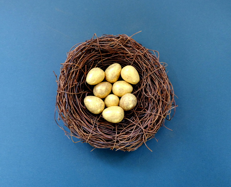 traditional, high angle view, straw, easter, easter eggs, eggs, gold, animal egg, painted, colored background, beginnings, food, golden, little, delicious