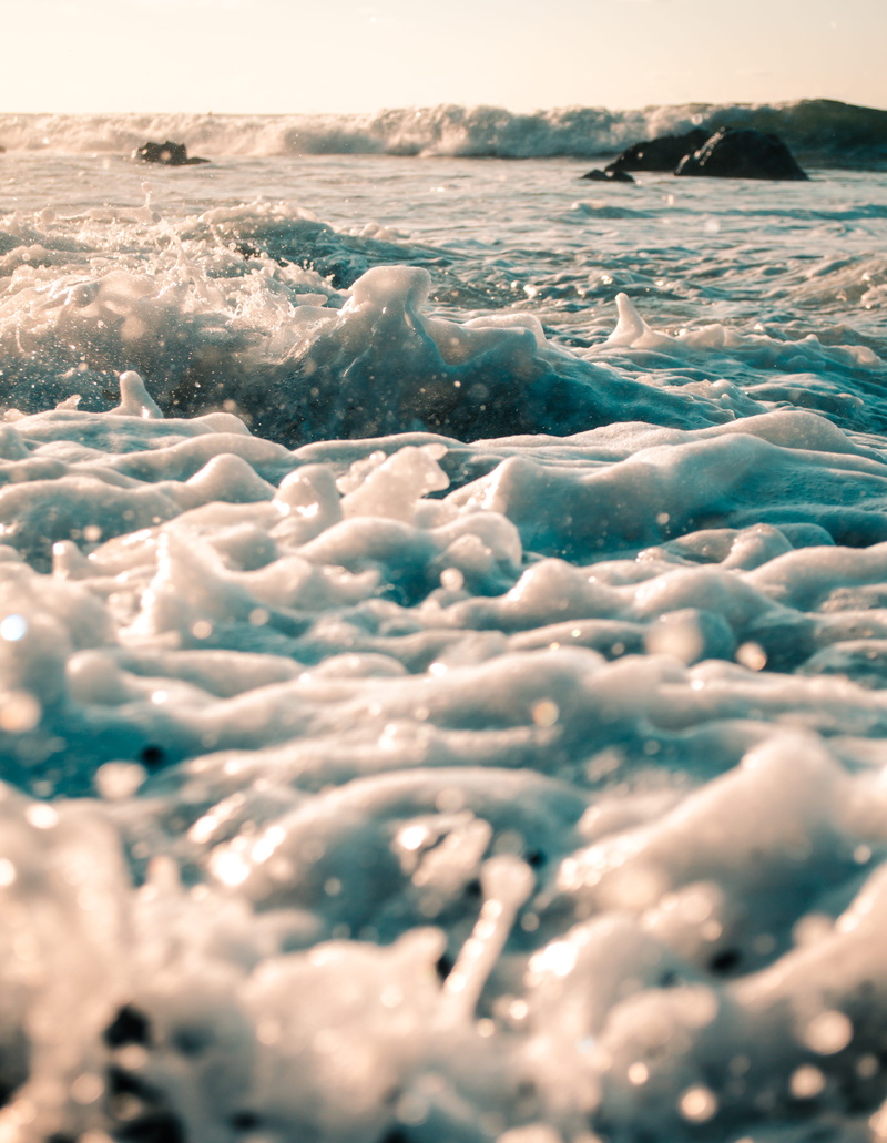 surface level, sky, snow, 4K, grey, ocean, world, sea wave, no people, blue, ice, close-up, aquatic sport, beach, tranquility, sea, day, wafe, land, nature