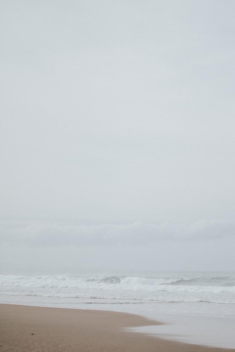 storm, copy space, island, white, tropical, minimal, summer, 5K, cloud - sky, indonesia, warm, beach, land, overcast, beauty in nature, beautiful, horizon