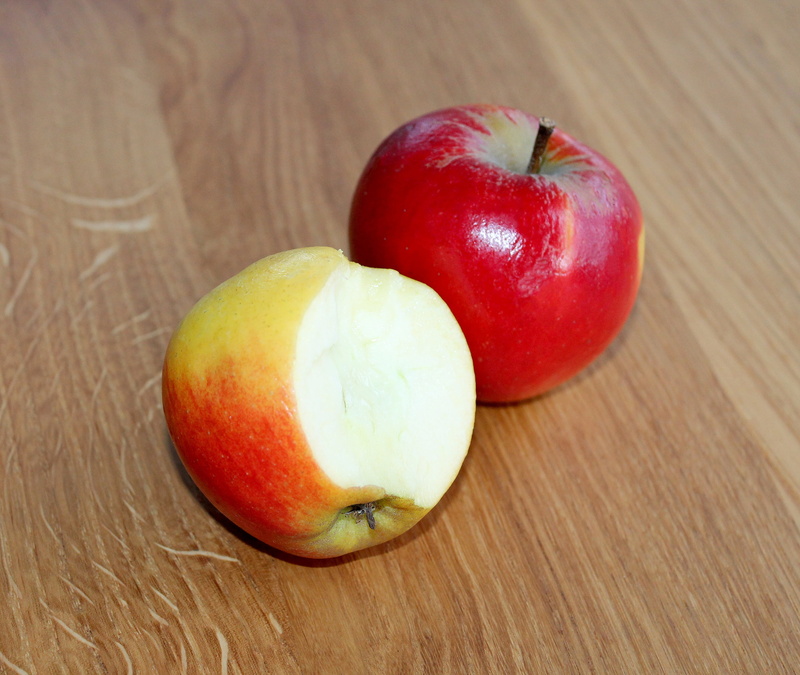 no people, fruits, 2K, fruit, luscious, healthy, group of objects, three objects, wellbeing, wood - Material, eaten, focus on foreground, health, healthy lifestyle