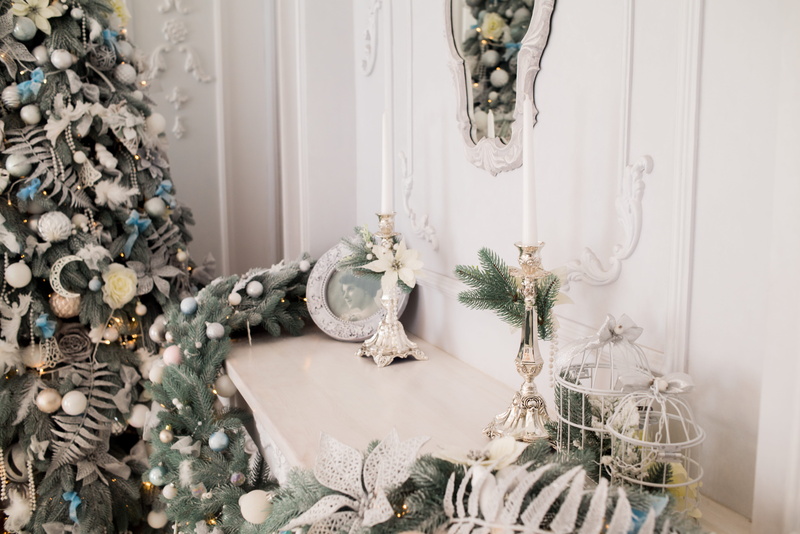 beside, ornament, wall - building feature, christmas, furniture, bakery, 5K, wall, food, home interior, china cabinet, wreath, flooring, torte, wedding cake