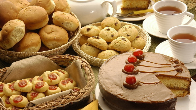 breakfast, pie, chocolate, cup, baking, candy, bakery, high angle view, table, indoors, close-up, mug, food, container, meal, muffin, cupcake, pastry, cultures