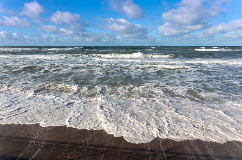 clouds, wave, the excitement, travel, bay, outdoor, obstetrics, beauty in nature, beautiful, sport, beach, sea, 4K, summer, wind, surfing, outdoors, tranquil scene