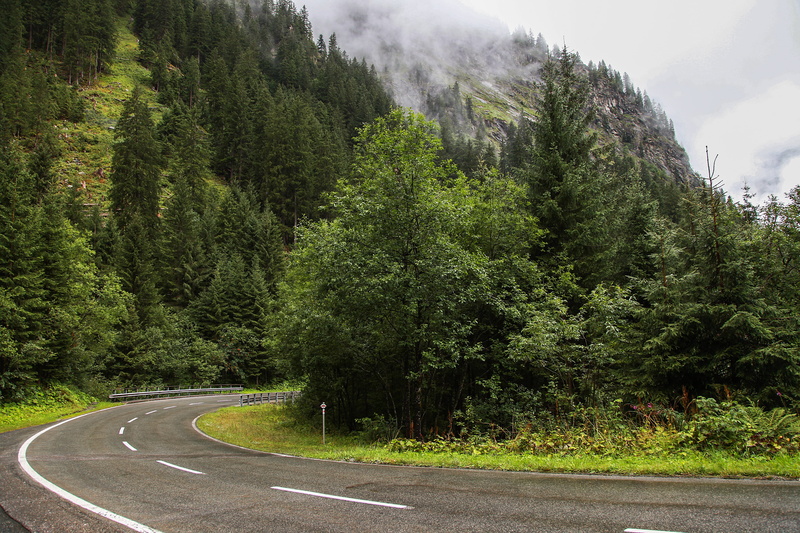 symbol, transportation, beauty In Nature, travel, the way forward, highway, road, scenics - nature, rural Scene, journey, direction, mountain Range, austria