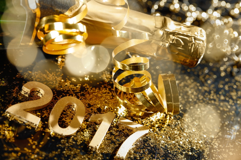 illuminated, still life, luxury, 2017, defocused, holiday, glowing, indoors, christmas, champagne, backgrounds, gold, happy, gift, glitter, New Year, christmas decoration