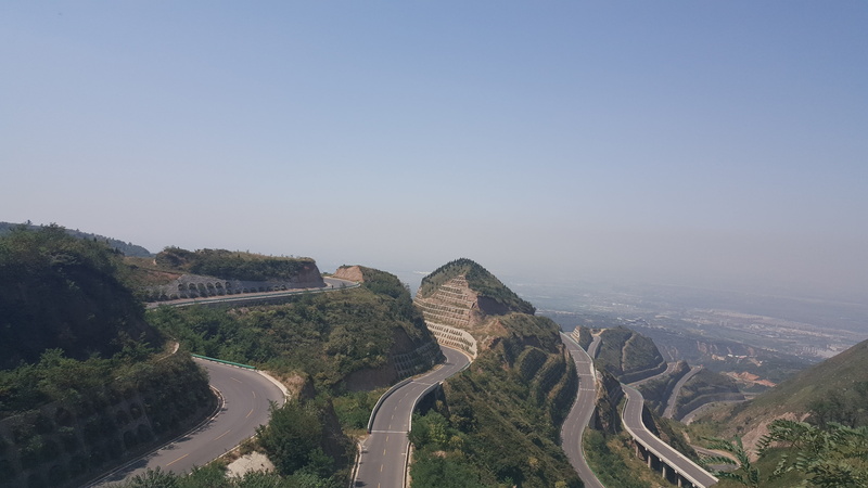 tranquility, huanshan, transportation, serpentine road, view, tree, clear sky, china, car, 5K, nature, outdoors, architecture, environment, beauty in nature