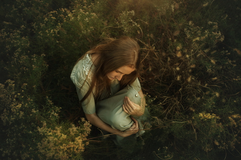 girl, grass, Evening Light, 1080P, TJ Drysdale