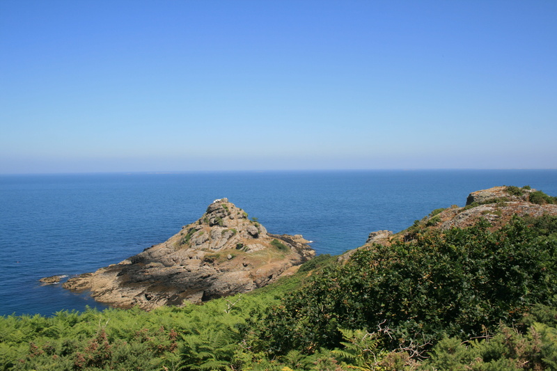 viewpoint, sky, day, jersey, horizon, plant, beauty in nature, no people, tranquility, clear sky, 4K, non-urban scene, outdoors, sea, land, blue, copy space