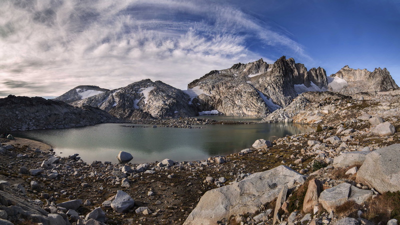 central, non-urban scene, cascades, mountain range, environment, mountain peak, beauty in nature, mountain, lakes, tranquility, area, desert, tranquil scene