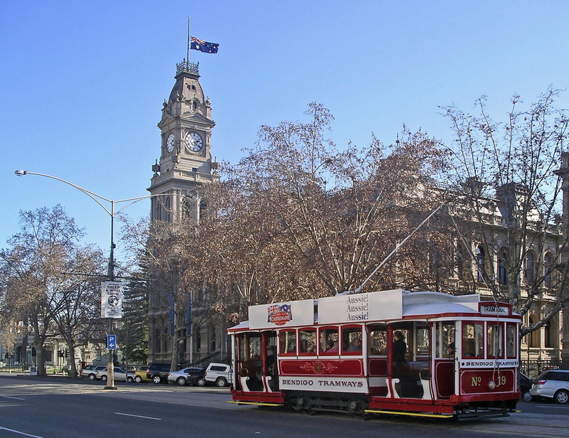 bus, 1080P, land vehicle, tram, nature, building exterior, building, Australia, day, travel, mode of transportation, clear sky, Victoria, talking, no people