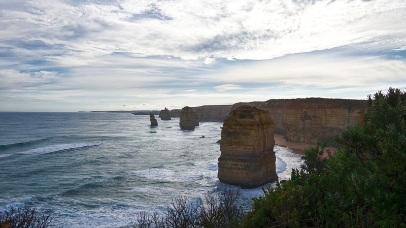 sky, arch, travel, scenics - nature, beauty in nature, ocean, beach, rock formation, melbourne, natural arch, tourism, no people, coastline, outdoors, sea